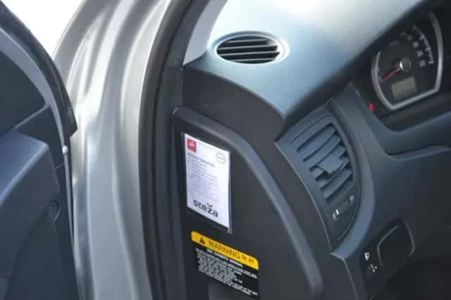 Kia Sportage (2009) thumbnail 3
