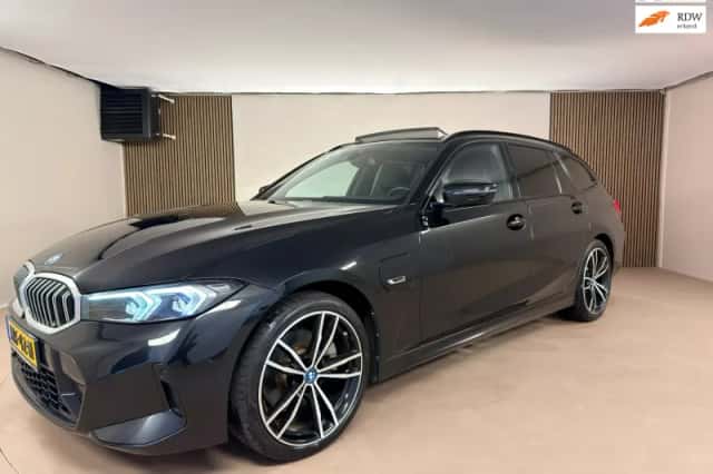 BMW 3-Serie (2022) thumbnail 1