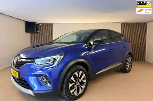 Renault Captur (2020) thumbnail 1