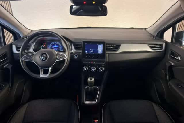 Renault Captur (2020) thumbnail 2