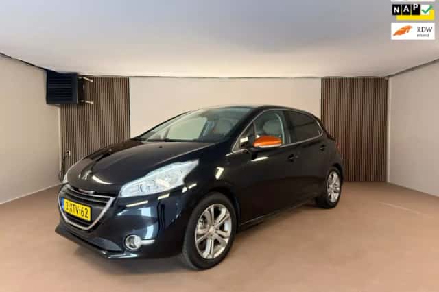 Peugeot 208 (2014) thumbnail 1