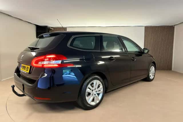 Peugeot 308 (2020) thumbnail 3