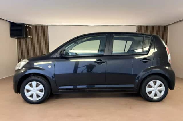 Daihatsu Sirion (2009) thumbnail 5