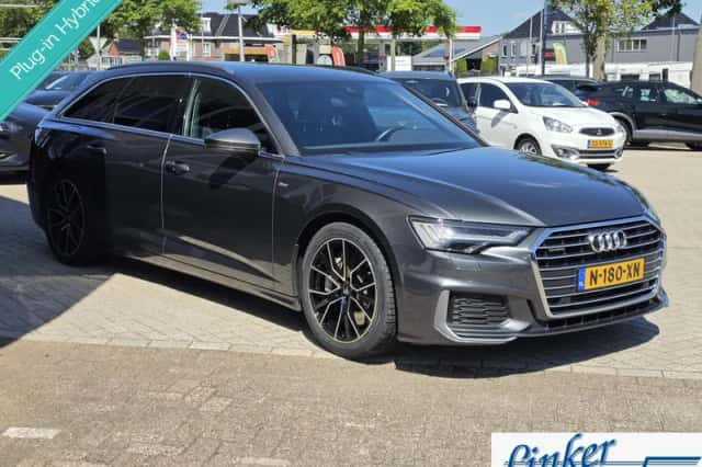 Audi A6 (2022) thumbnail 2