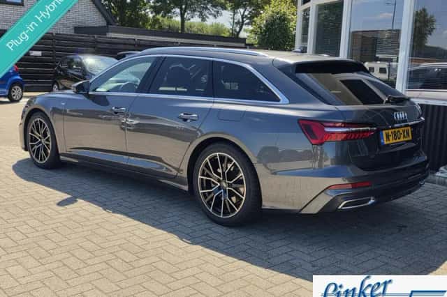 Audi A6 (2022) thumbnail 3