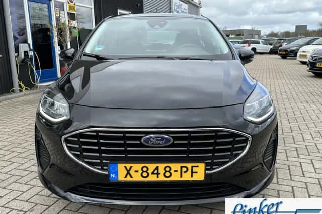 Ford Fiesta (2024) thumbnail 2
