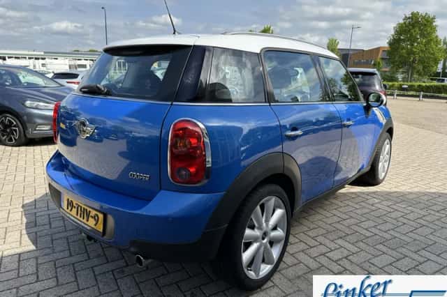 MINI Countryman (2012) thumbnail 5