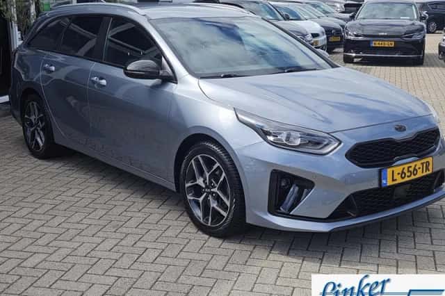 Kia Ceed (2021) thumbnail 3