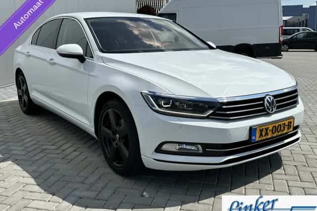 Volkswagen Passat (2019) thumbnail 3