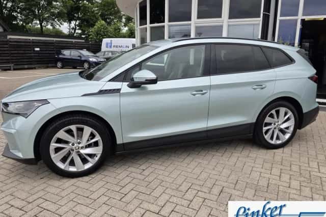 Škoda Enyaq (2021) thumbnail 3