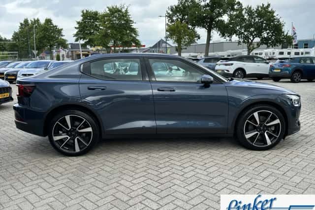 Polestar 2 (2021) thumbnail 4