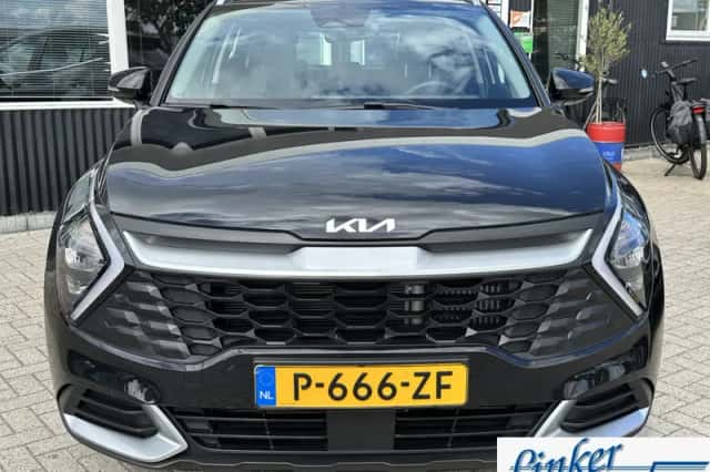 Kia Sportage (2022) thumbnail 2