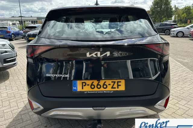 Kia Sportage (2022) thumbnail 5