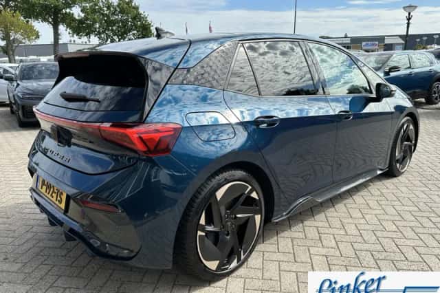 CUPRA Born (2021) thumbnail 5
