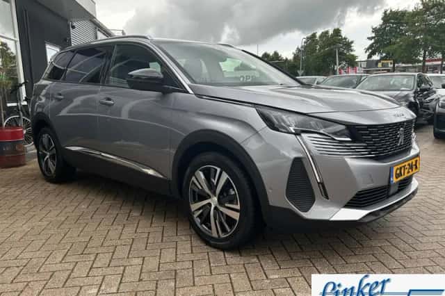 Peugeot 5008 (2024) thumbnail 5