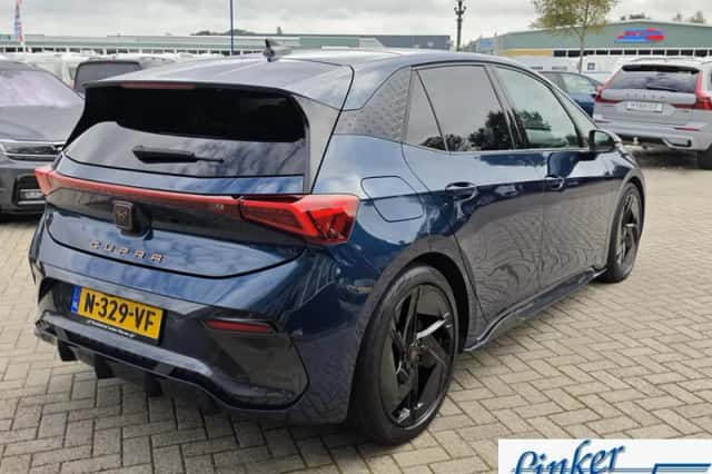 CUPRA Born (2021) thumbnail 4