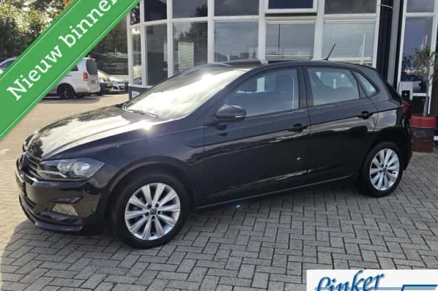 Volkswagen Polo (2021) thumbnail 2
