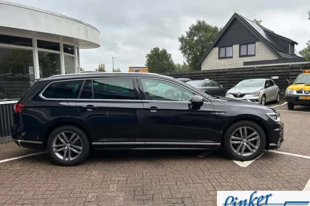 Volkswagen Passat (2018) thumbnail 6