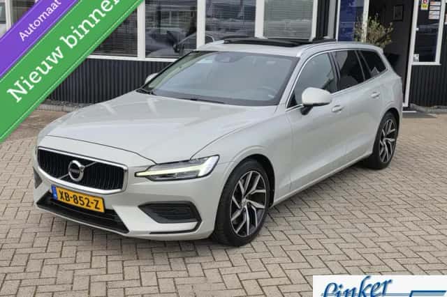 Volvo V60 (2018) thumbnail 3