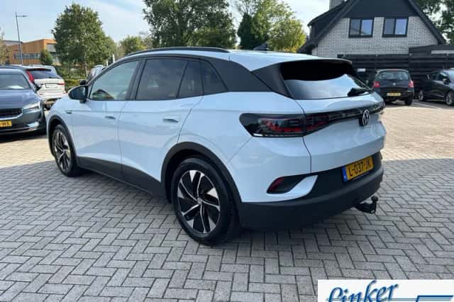 Volkswagen ID.4 (2021) thumbnail 5