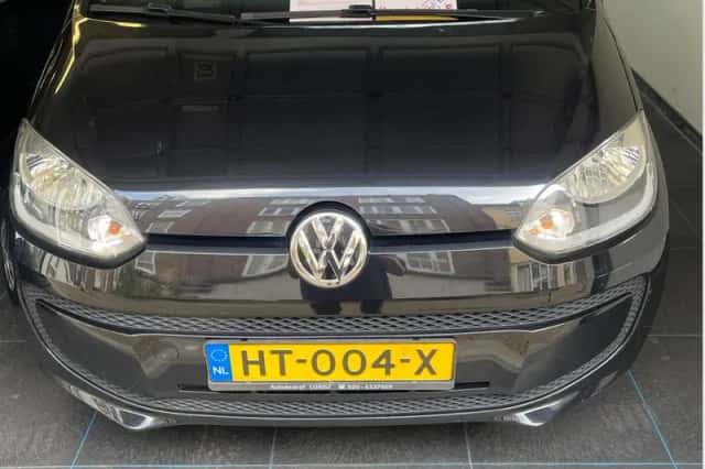 Volkswagen Up! (2016) thumbnail 1