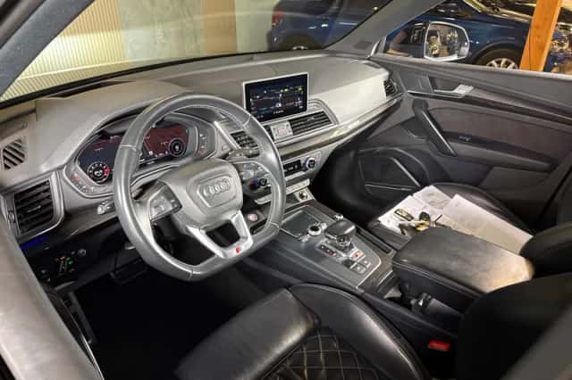 Audi SQ5 (2017) thumbnail 3