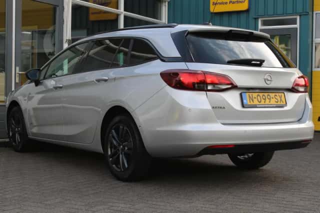 Opel Astra (2021) thumbnail 6