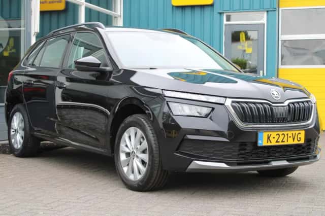 Škoda Kamiq (2021) thumbnail 3