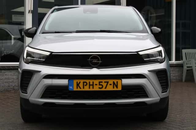Opel Crossland (2023) thumbnail 2