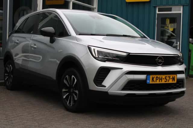 Opel Crossland (2023) thumbnail 3
