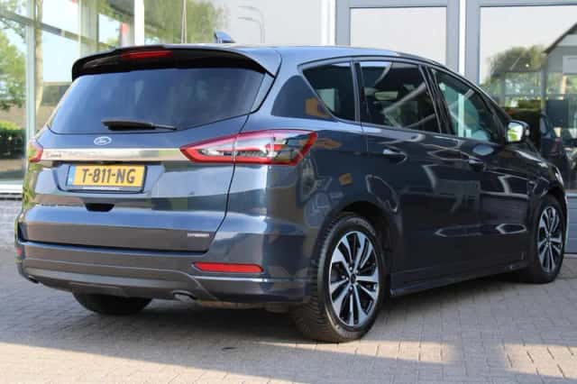 Ford S-Max (2022) thumbnail 4