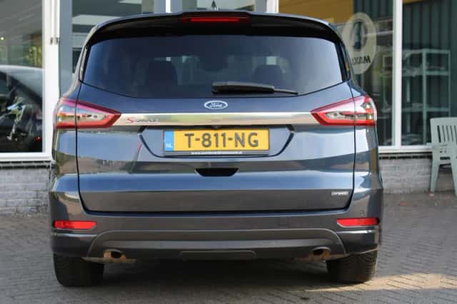 Ford S-Max (2022) thumbnail 5