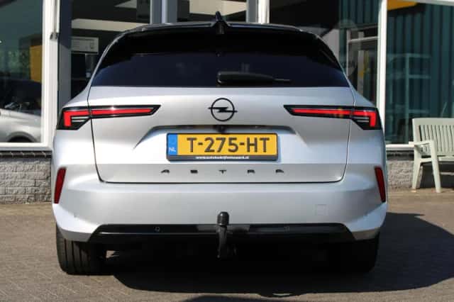 Opel Astra (2023) thumbnail 5