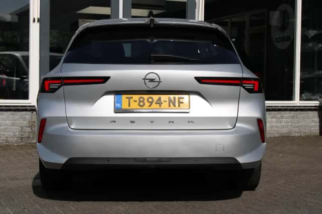 Opel Astra (2023) thumbnail 5