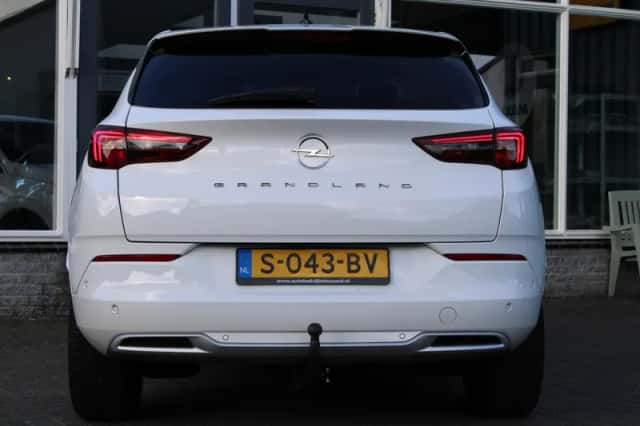 Opel Grandland (2023) thumbnail 5
