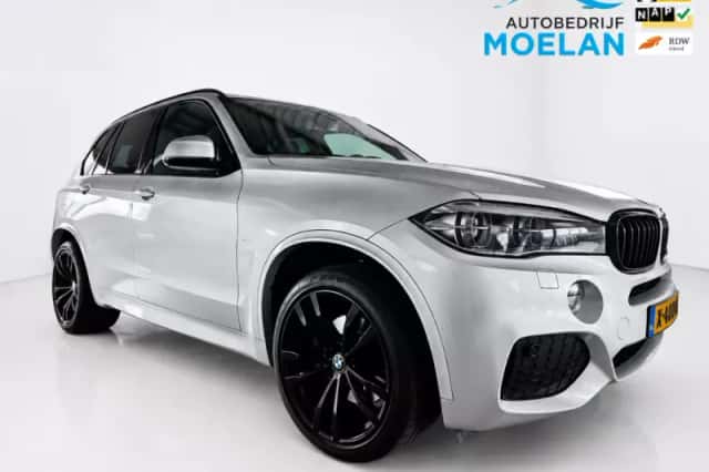 BMW X5 (2018) thumbnail 1