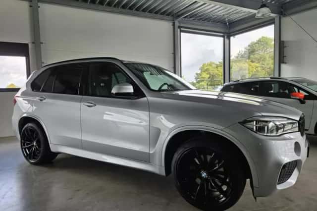 BMW X5 (2018) thumbnail 3