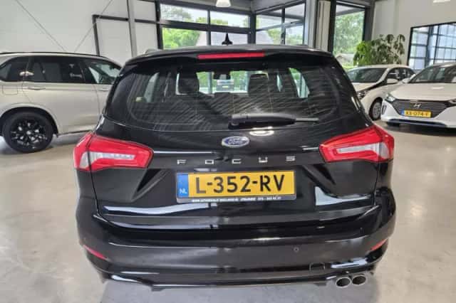 Ford Focus (2020) thumbnail 6