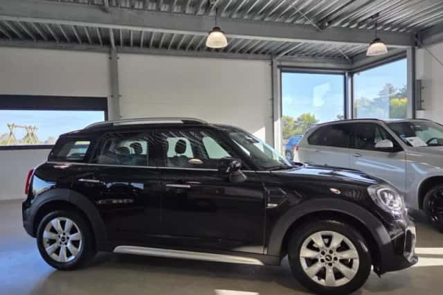 MINI Countryman (2021) thumbnail 3