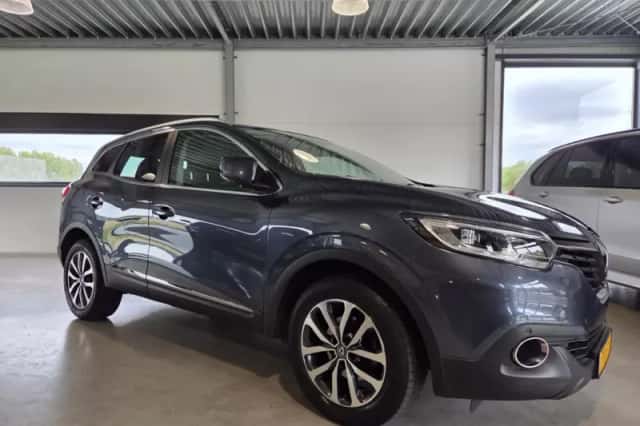Renault Kadjar (2017) thumbnail 2