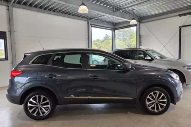 Renault Kadjar (2017) thumbnail 4