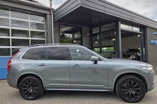 Volvo XC90 (2018) thumbnail 6