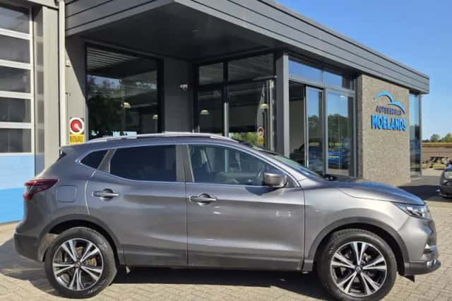 Nissan Qashqai (2020) thumbnail 3