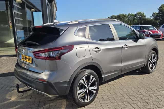 Nissan Qashqai (2020) thumbnail 4