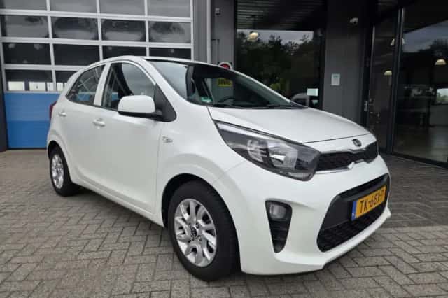 Kia Picanto (2018) thumbnail 2