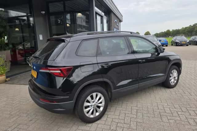 Škoda Karoq (2022) thumbnail 4