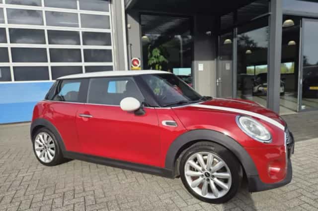 MINI Cooper (2014) thumbnail 2