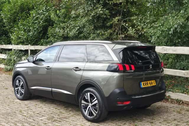 Peugeot 5008 (2019) thumbnail 4