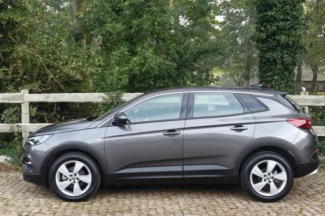 Opel Grandland (2020) thumbnail 3
