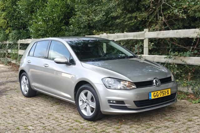 Volkswagen Golf (2015) thumbnail 5